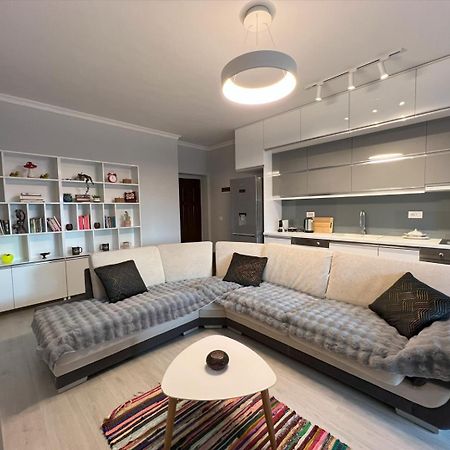 Tirana Gallery Apartment - City Center View Exterior foto