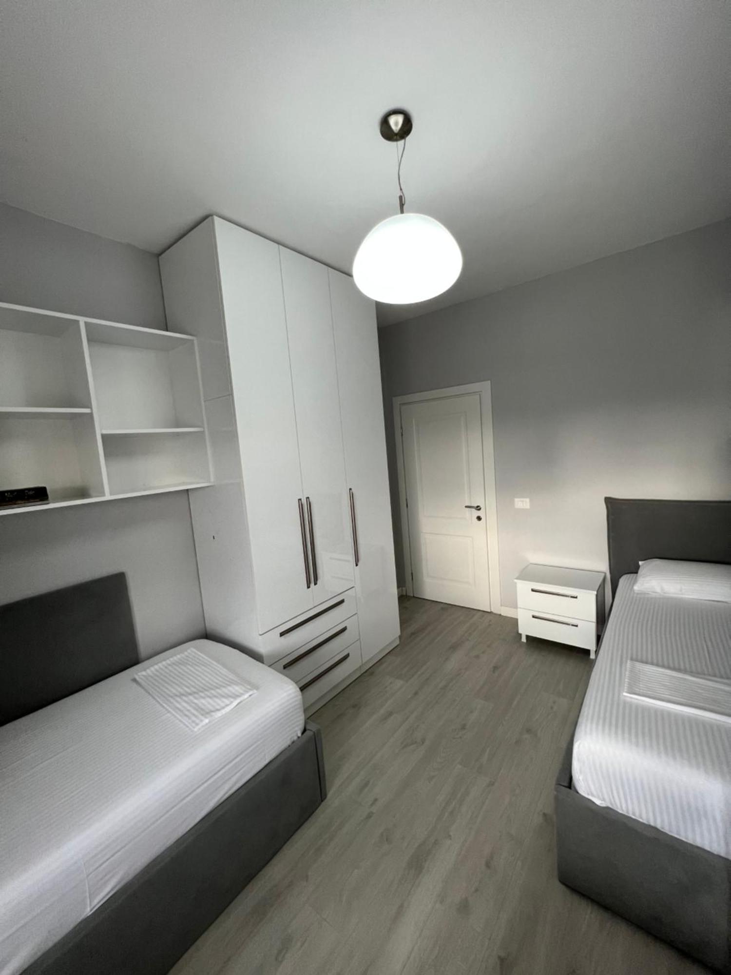 Tirana Gallery Apartment - City Center View Exterior foto